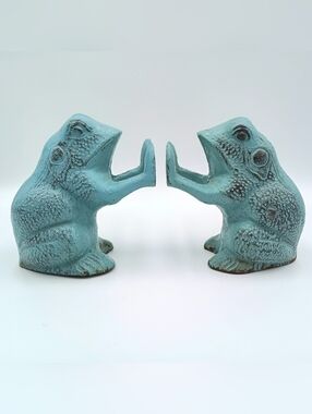 Vintage Seafoam Green Patina Cast Iron Frog Bookends Doorstops